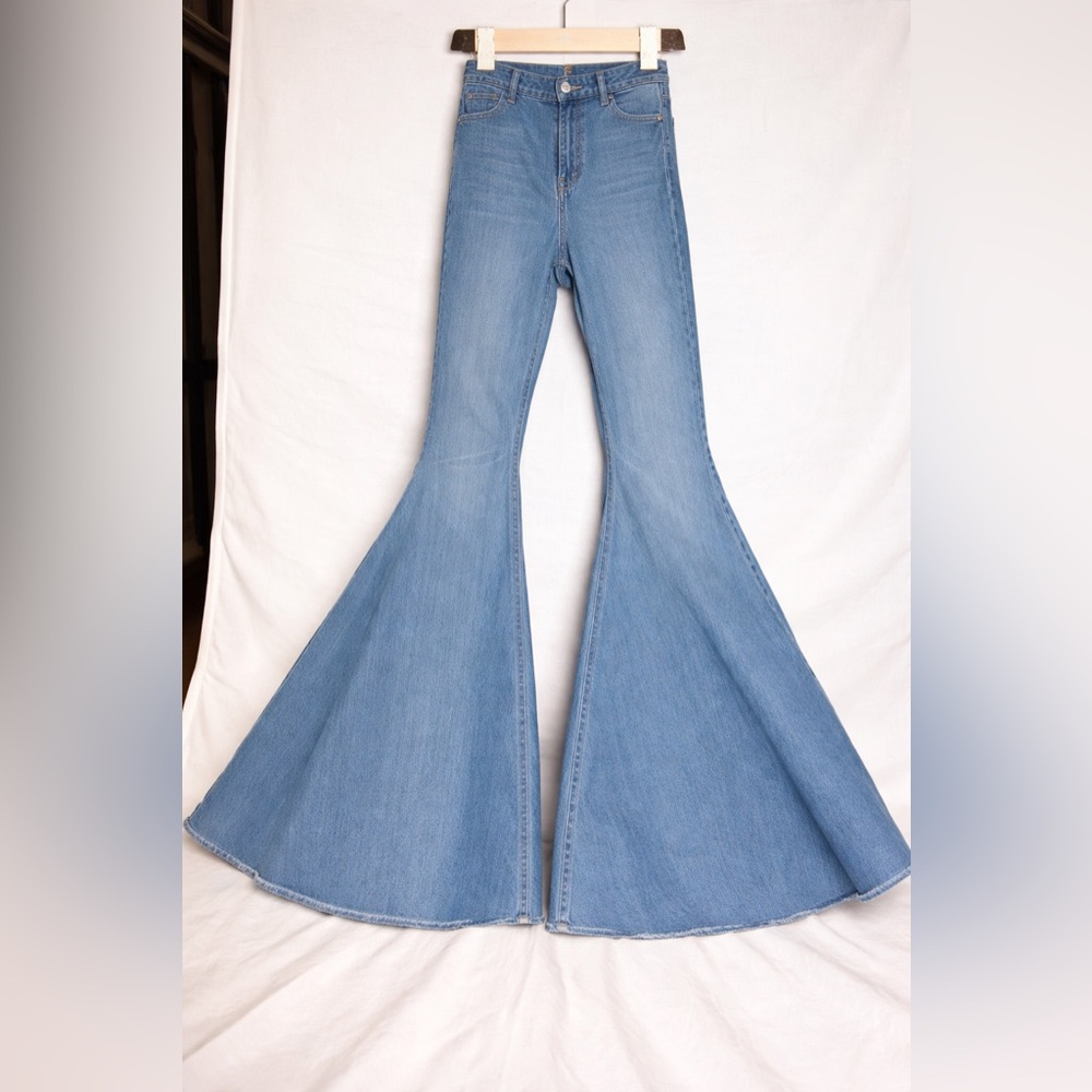 Free People Super Flare Light Blue Jeans size 26 - Picture 2 of 15